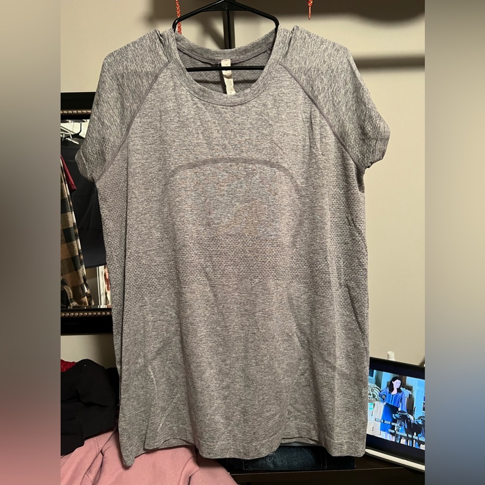 Lululemon swiftly tech SS sz 14